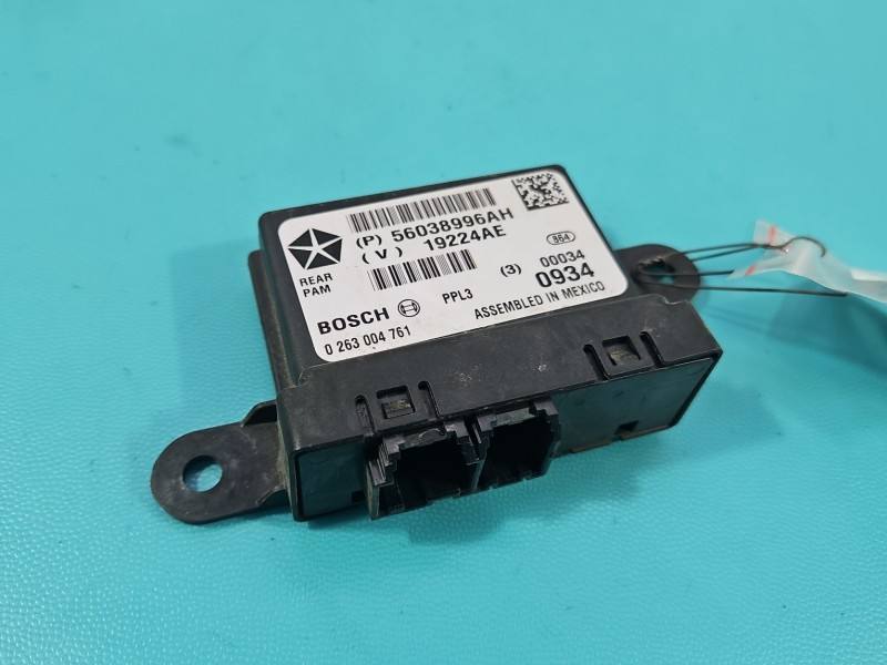 Блок керування парктроніком Jeep Cherokee 0263004761