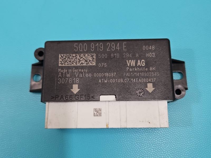 Блок керування парктроніком Volkswagen Golf 7 5Q0919294E — фото деталі 2