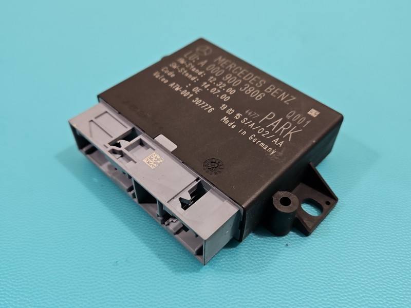 Блок керування парктроніком Mercedes C W205 A0009003806