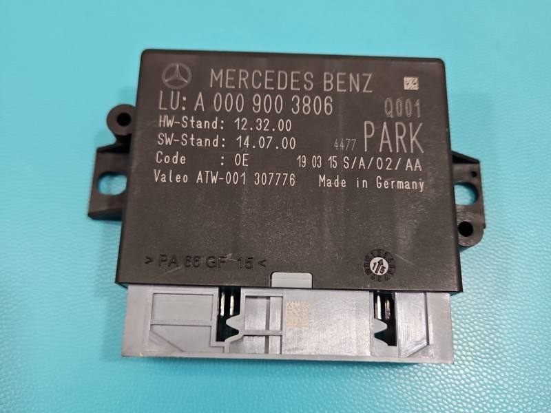 Блок керування парктроніком Mercedes C W205 A0009003806 — фото деталі 2