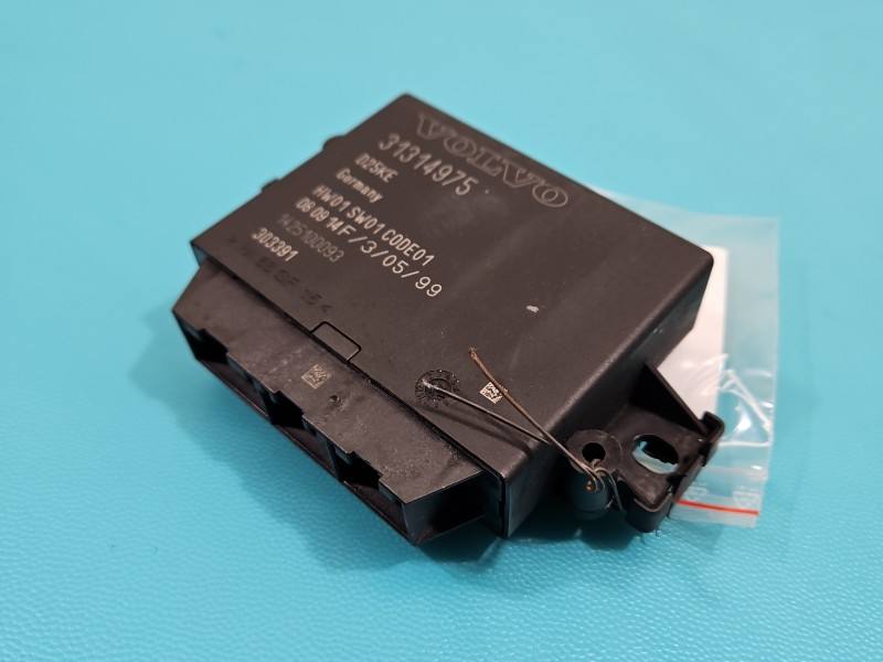 Блок управления парктроником Volvo V40 31314975