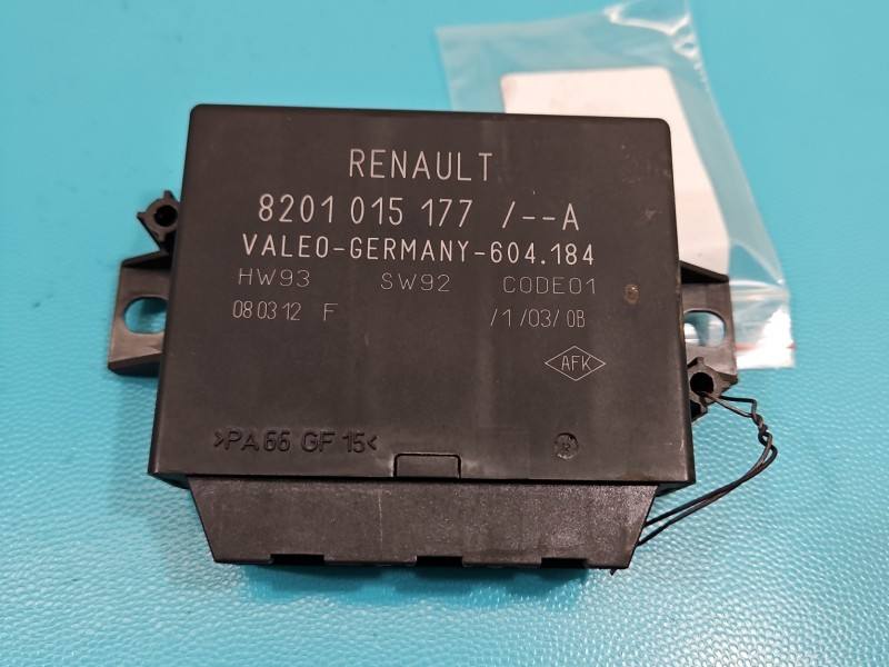 Блок керування парктроніком Renault Master 8201015177A — фото деталі 2