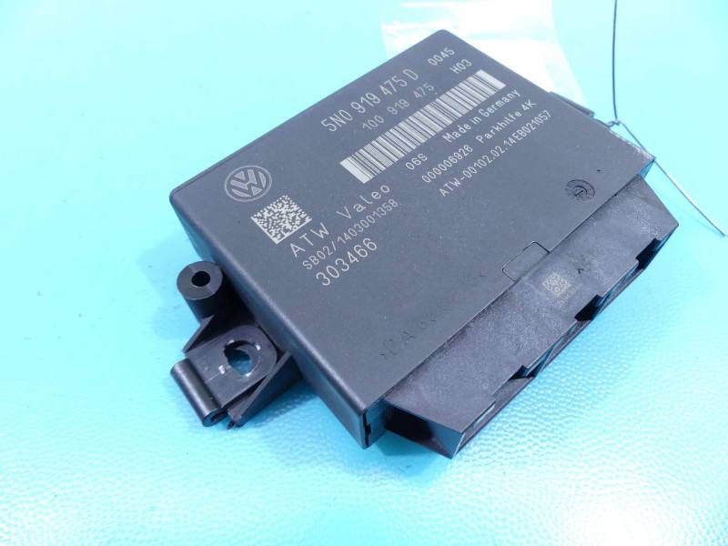 Блок керування парктроніком Volkswagen Touran 5N0919475D