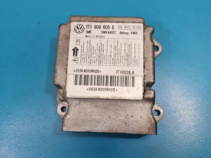 Блок керування Airbag Volkswagen Touran 5WK44517 — фото деталі 2