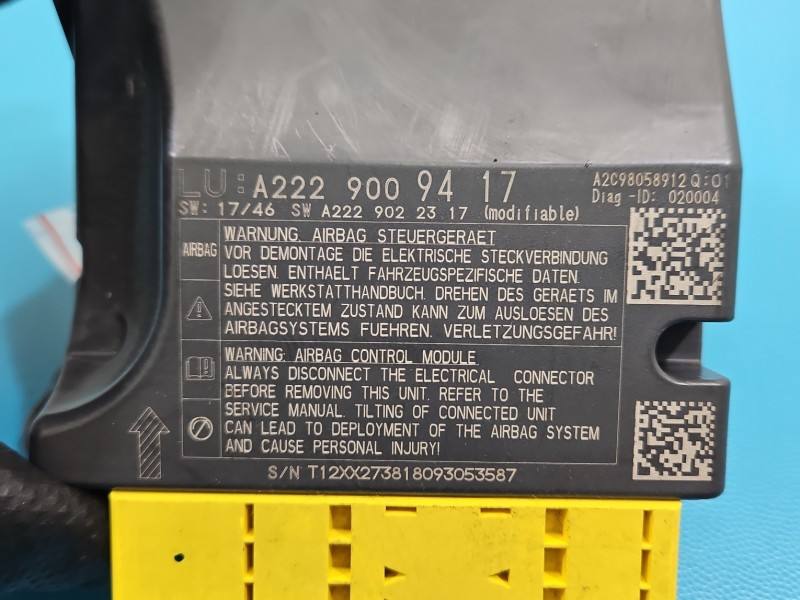 Блок керування Airbag Mercedes S W222 A2229010006 — фото деталі 3