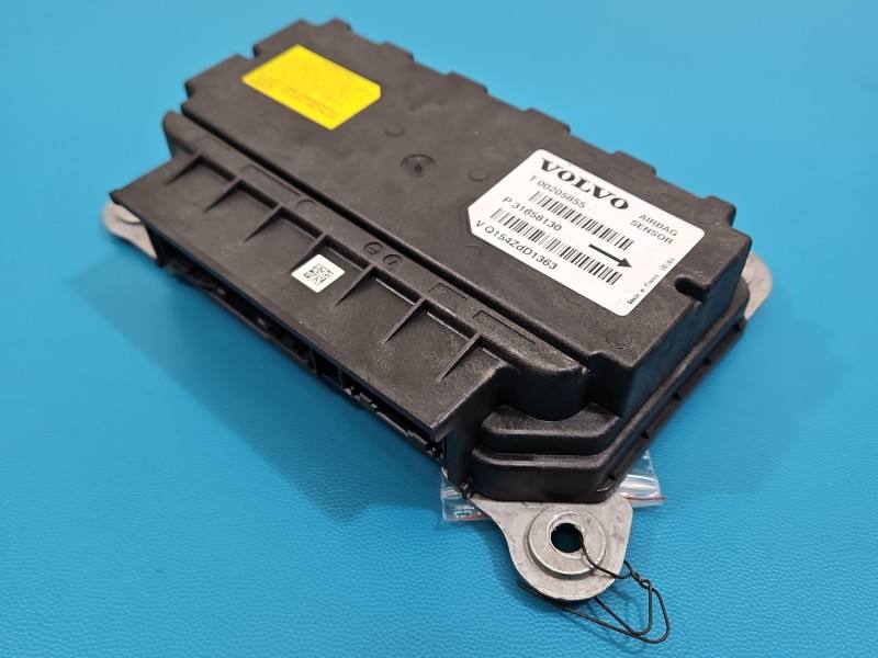 Блок керування Airbag Volvo S90 31658130