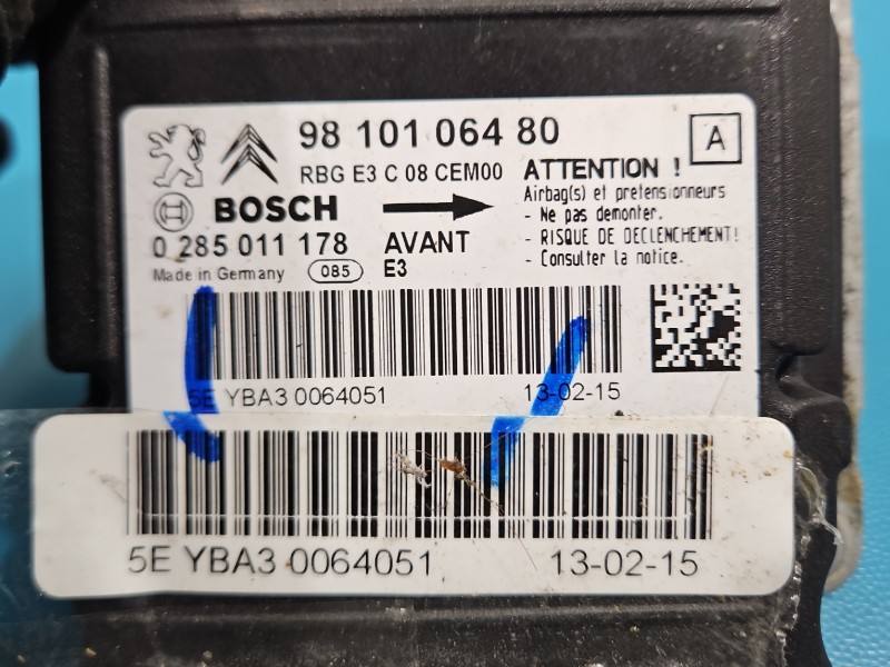 Блок керування Airbag Citroen C4 9810106480 — фото деталі 3