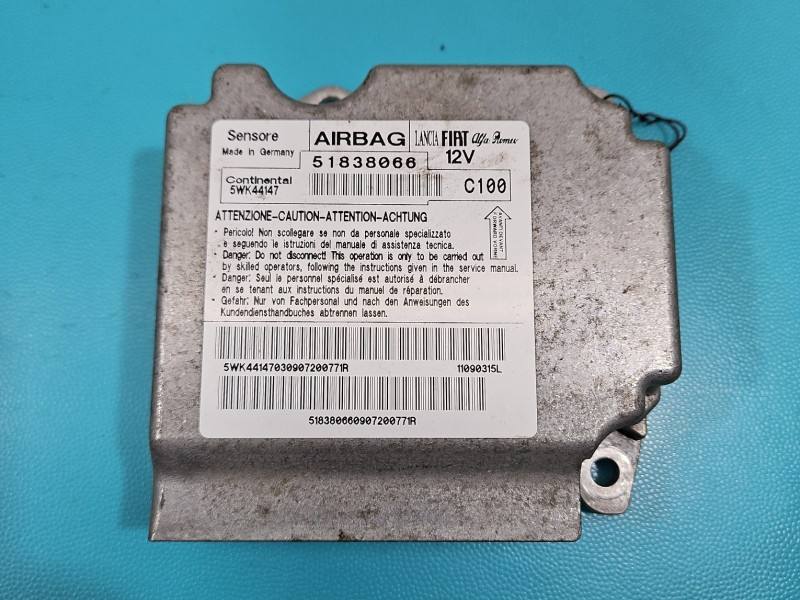 Блок керування Airbag Fiat Punto 51838066 — фото деталі 2