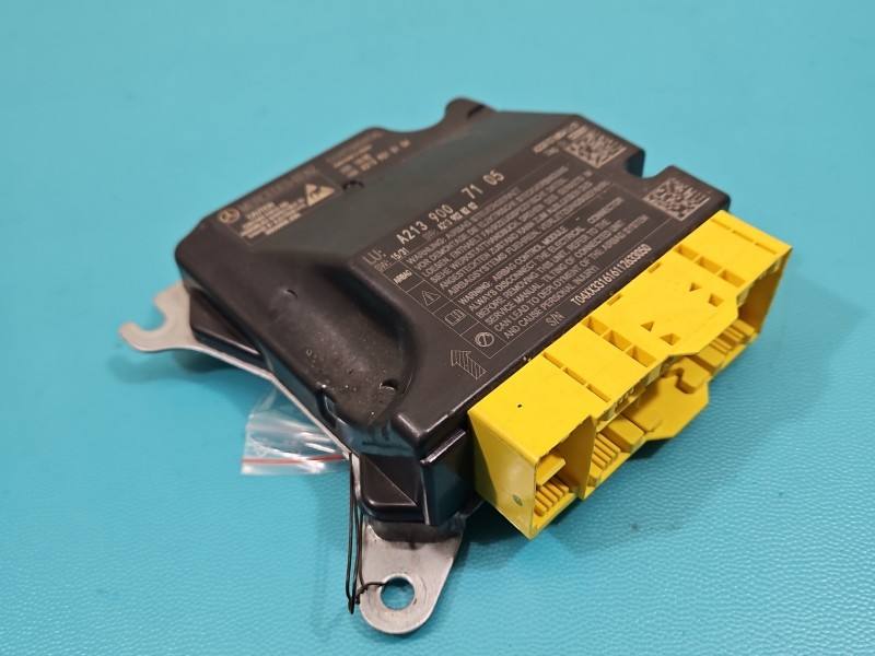 Блок керування Airbag Mercedes E W213 A2139007105