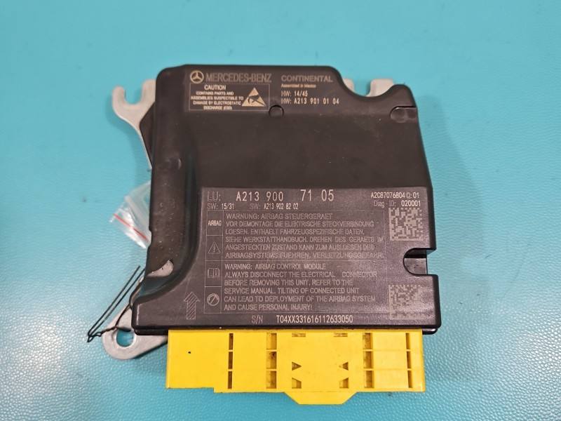 Блок керування Airbag Mercedes E W213 A2139007105 — фото деталі 2