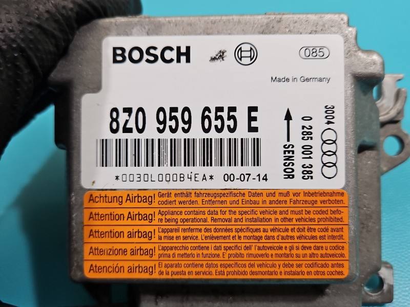 Блок керування Airbag Audi A2 8Z0959655E — фото деталі 3