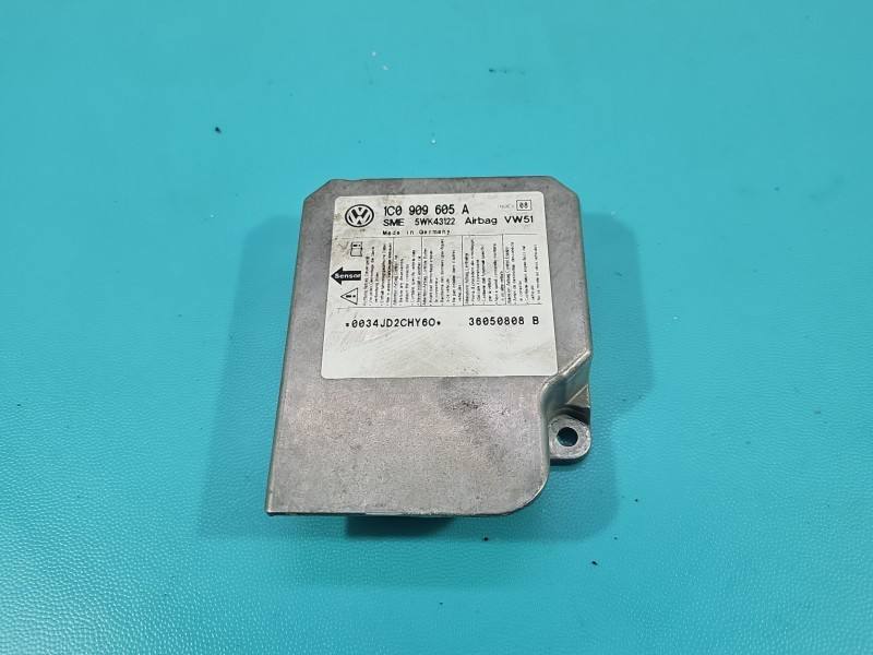 Блок керування Airbag Volkswagen Transporter T5 1C0909605A — фото деталі 2