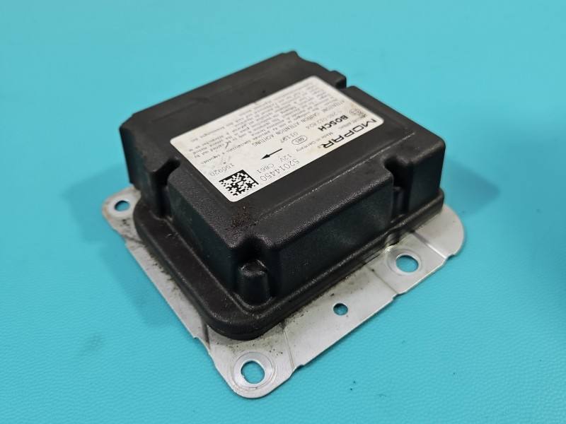 Блок керування Airbag Opel Combo D 0285012824 — фото деталі 3