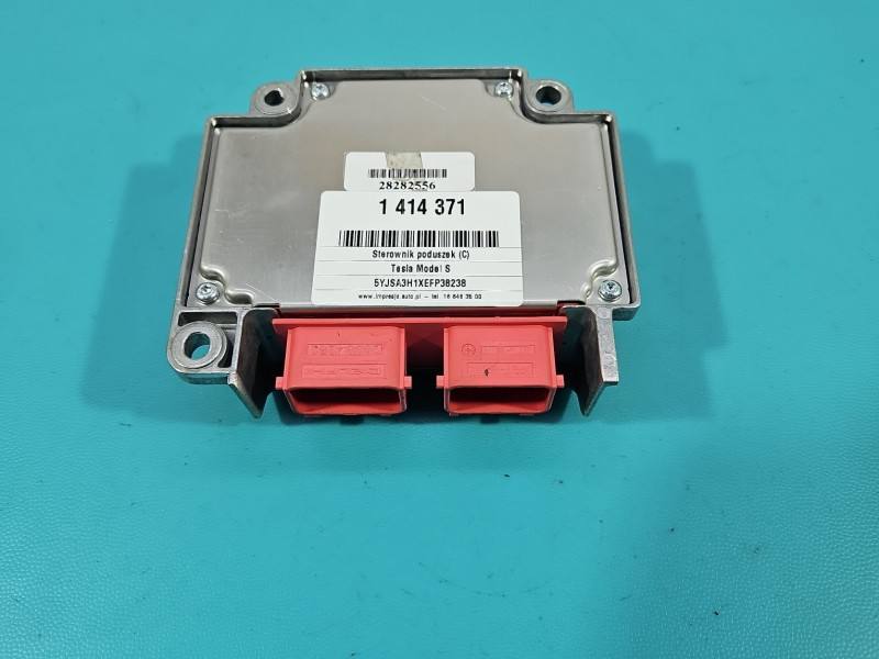 Блок керування Airbag Tesla Model S 1018781-00-B — фото деталі 6
