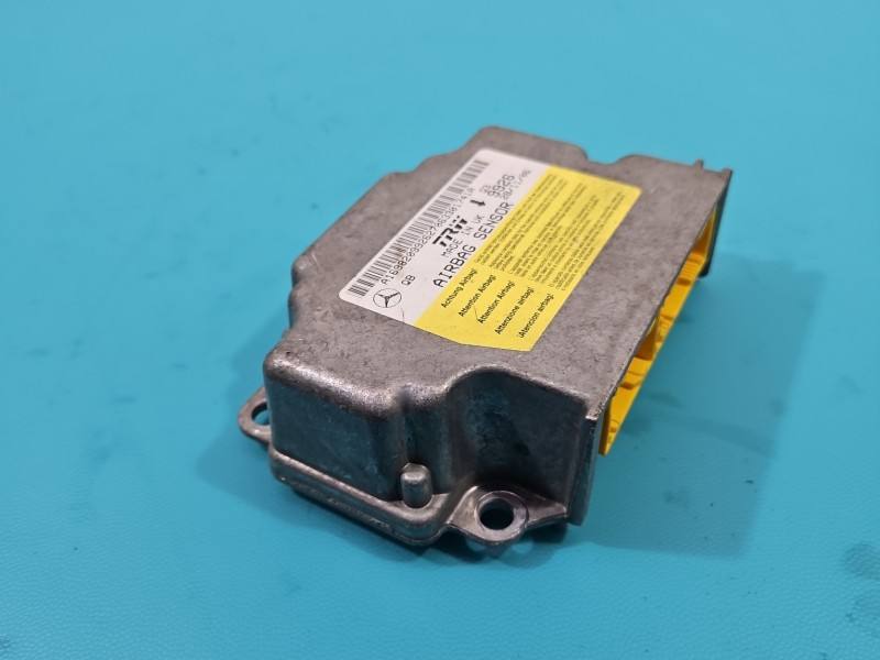 Блок керування Airbag Mercedes B W245 A169820992 — фото деталі 2