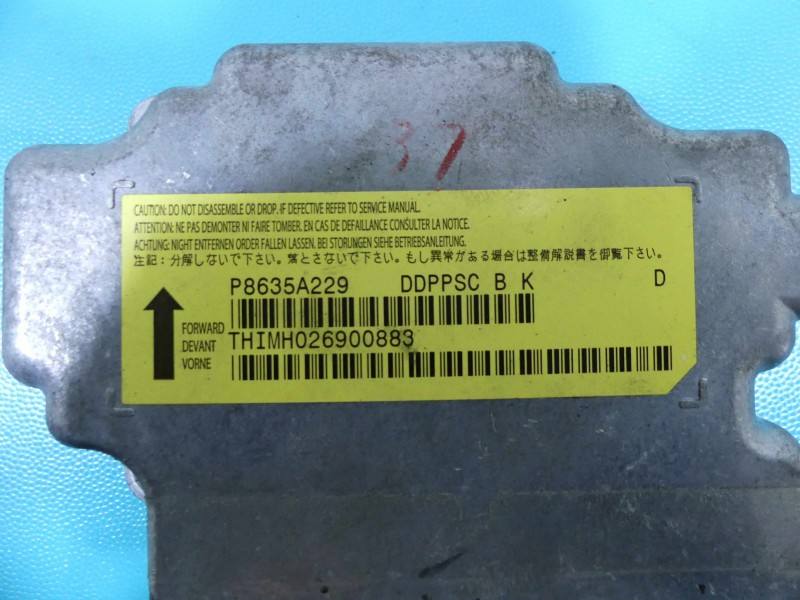 Блок керування Airbag Mitsubishi Lancer P8635A229 — фото деталі 3