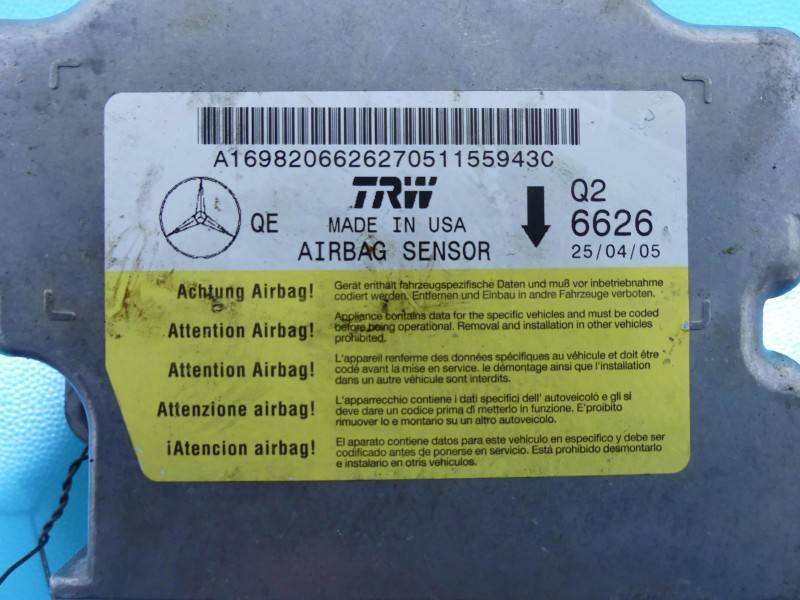 Блок керування Airbag Mercedes B W245 A1698206626270 — фото деталі 3