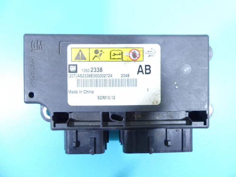 Блок керування Airbag Chevrolet Cruze 13502338 — фото деталі 2