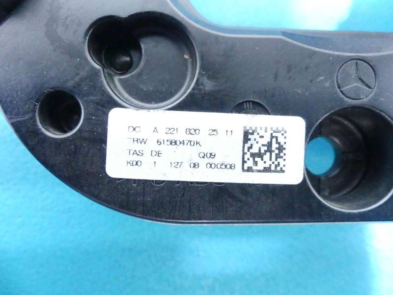 Блок керування Airbag Mercedes S W221 A2216202511 — фото деталі 4