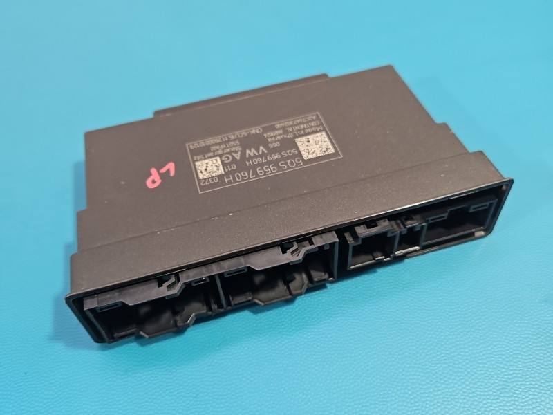Блок керування модуль Volkswagen Passat B9 5QS959760H