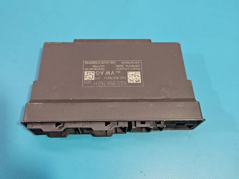 Блок керування модуль Volkswagen Passat B9 5QS959760H — фото деталі 2