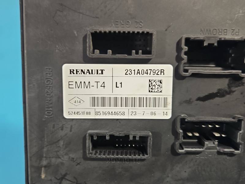 Блок управления модуль Renault Clio 231A04792R — фото детали 4