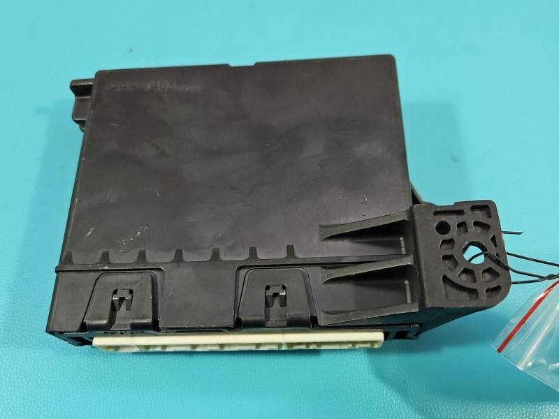 Блок керування модуль Toyota Auris 88650-02430