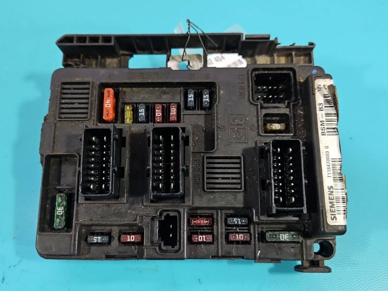 Блок керування модуль Citroen C3 9643498880-00
