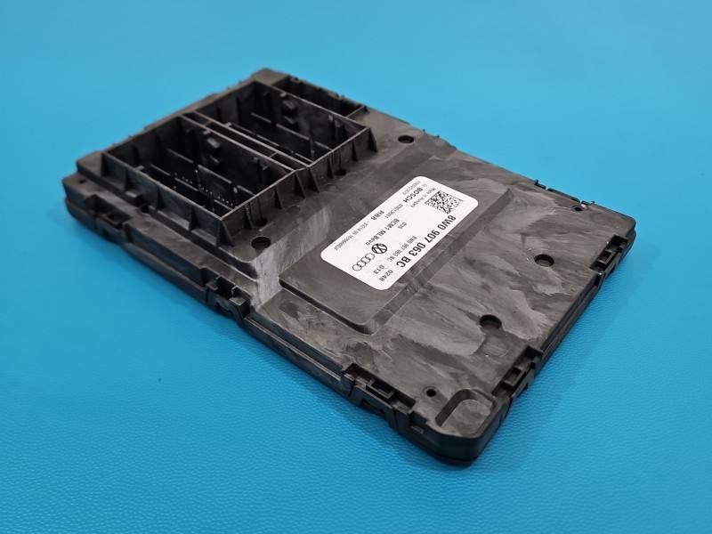 Блок керування модуль Audi A4 B9 8W0907063BC