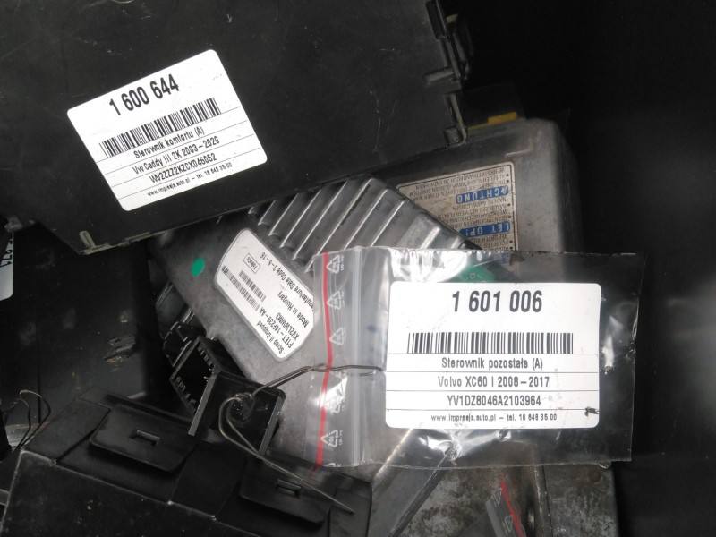 Блок керування модуль Volvo XC60 31291945 — фото деталі 6