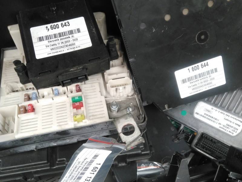 Блок керування модуль Volkswagen Caddy 7N0907530H — фото деталі 6