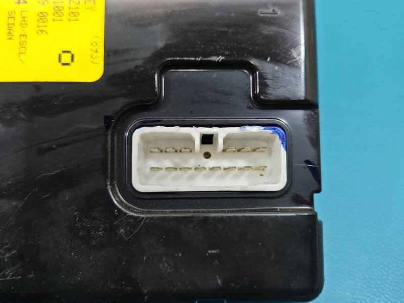 Блок керування модуль Hyundai I40 95480-3Z101 — фото деталі 4