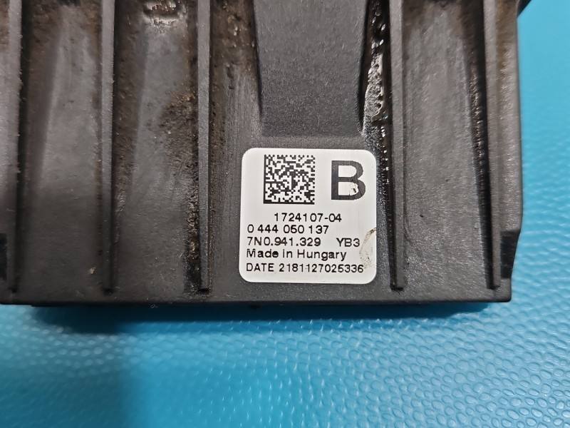 Блок керування модуль Skoda Octavia 3 7N0941329 — фото деталі 3