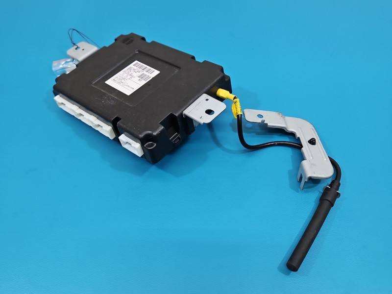 Блок керування модуль Hyundai Ix35 95400-2YGA0