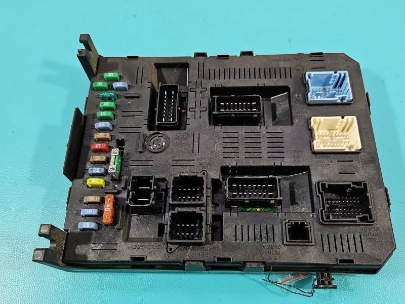 Блок керування модуль Citroen C5 9660105880