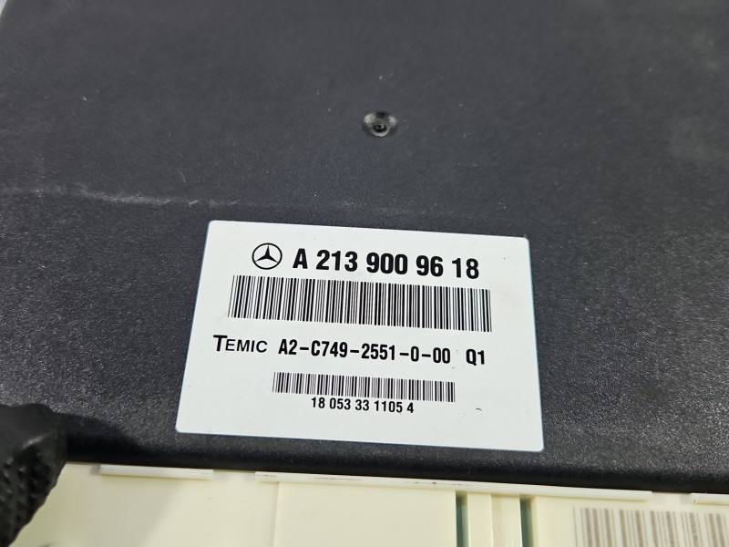 Блок керування модуль Mercedes E W213 A2139009618 — фото деталі 3
