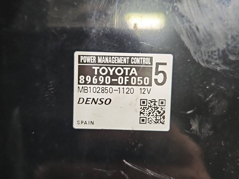 Блок керування модуль Toyota Verso 89690-0F050 — фото деталі 3