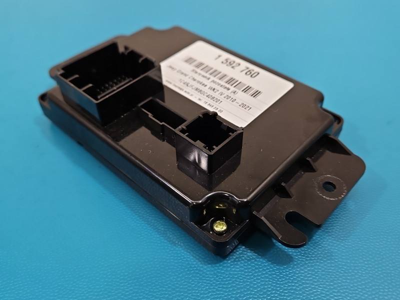 Блок керування модуль Jeep Grand Cherokee P68251513AD