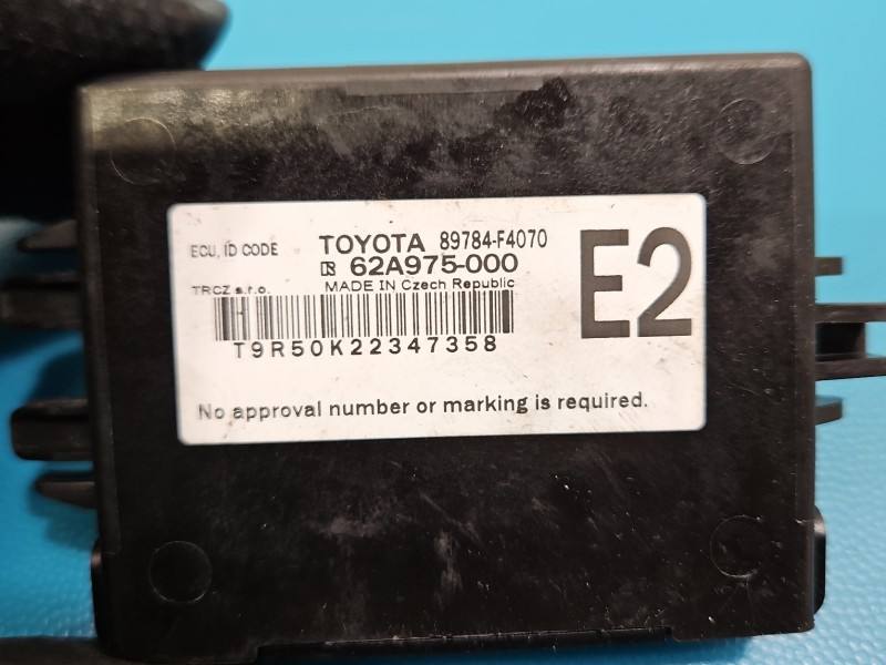 Блок керування модуль Toyota C-HR 89784-F4070 — фото деталі 3