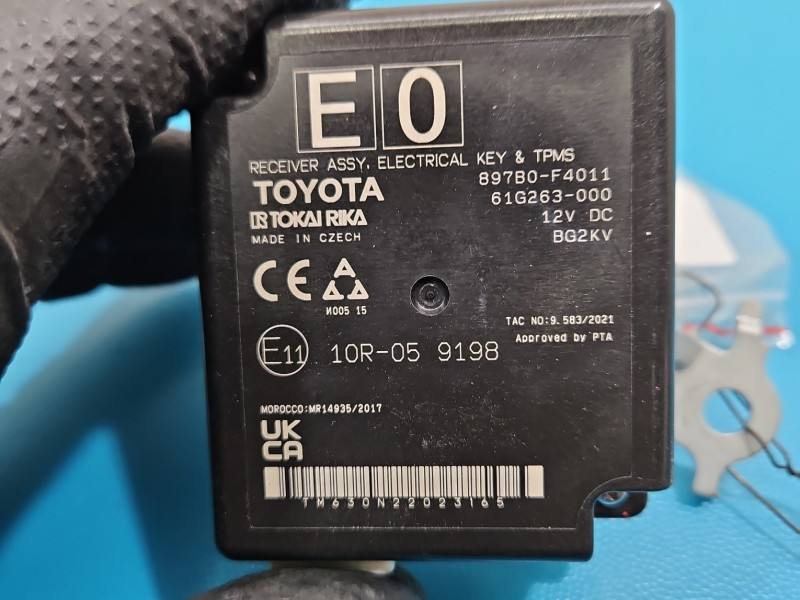 Блок керування модуль Toyota C-HR 897B0-F4011 — фото деталі 3