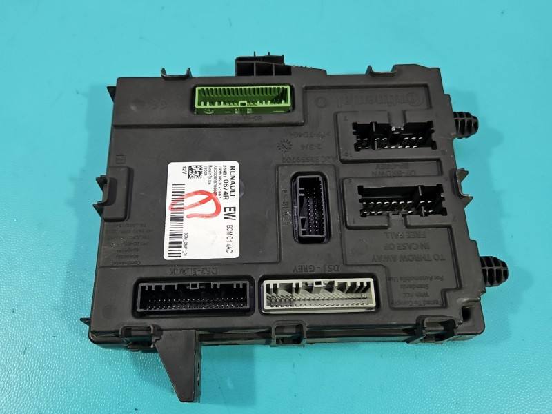 Блок керування модуль Renault Megane 4 284B10674R