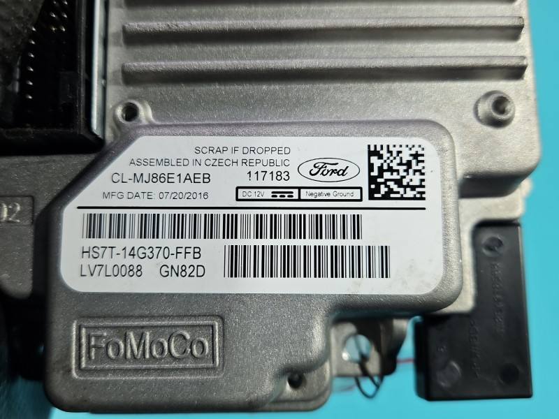Блок керування модуль Ford Mondeo HS7T-14G370-FFB — фото деталі 6