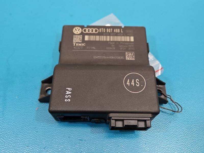 Блок керування модуль Audi A4 B8 8T0907468L — фото деталі 2