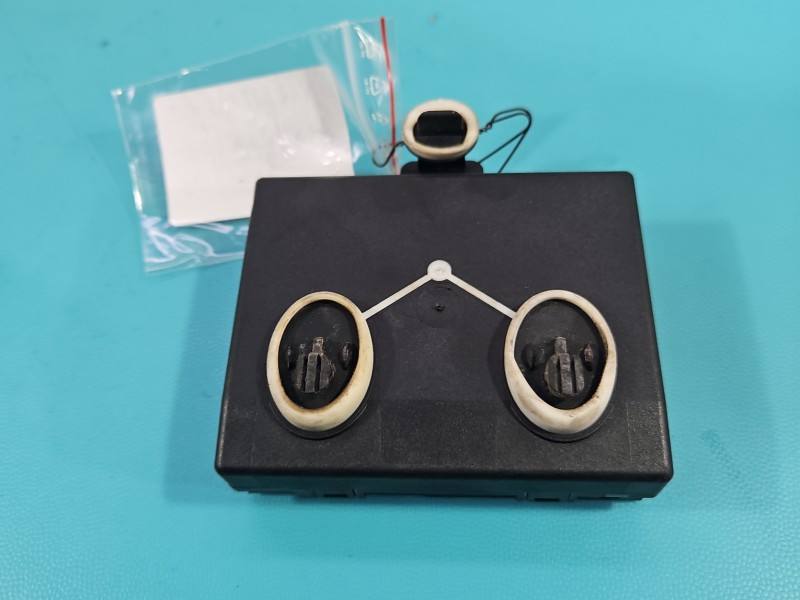 Блок керування модуль Audi A8 D4 4H0959793G — фото деталі 4