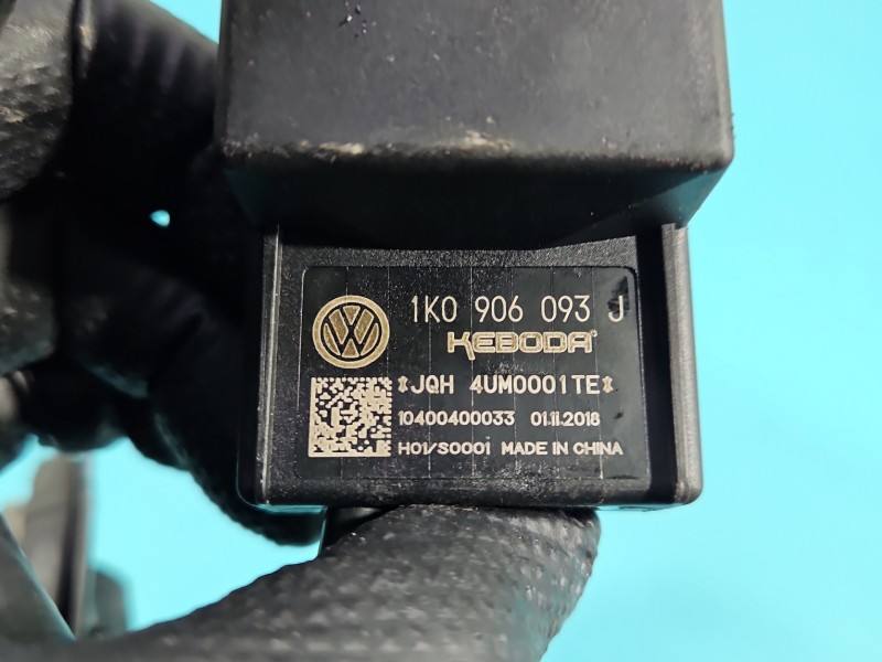 Блок керування модуль Skoda Fabia 3 1K0906093J — фото деталі 5