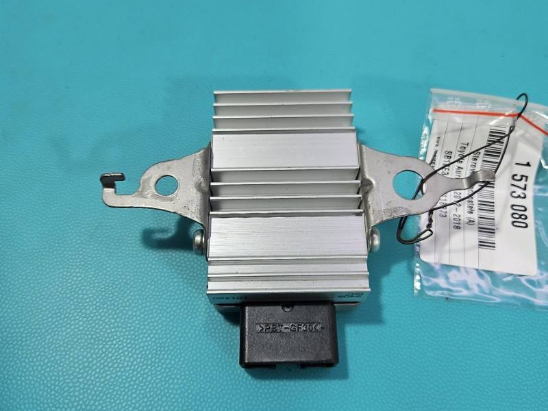 Блок керування модуль Toyota Auris 89570-12360 — фото деталі 4