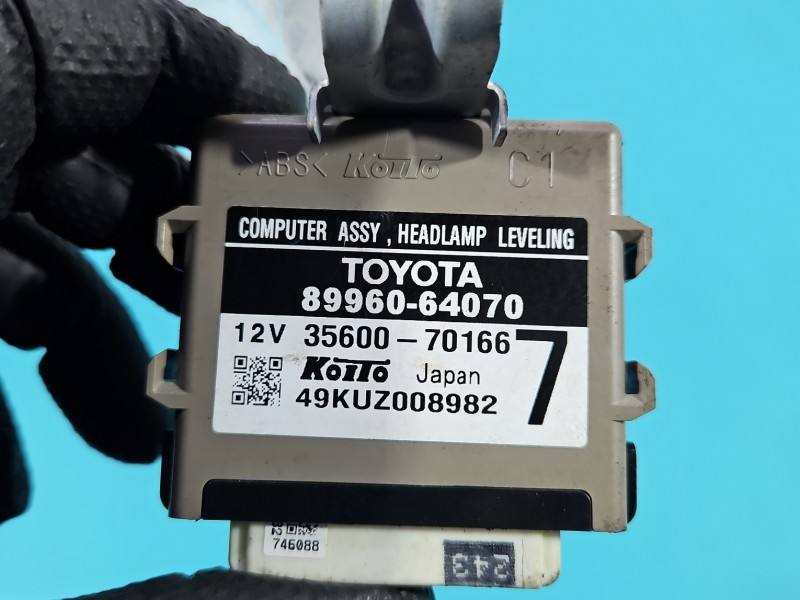 Блок керування модуль Toyota Verso 89960-64070 — фото деталі 3