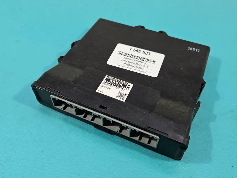 Блок керування модуль Toyota Auris 89981-02030
