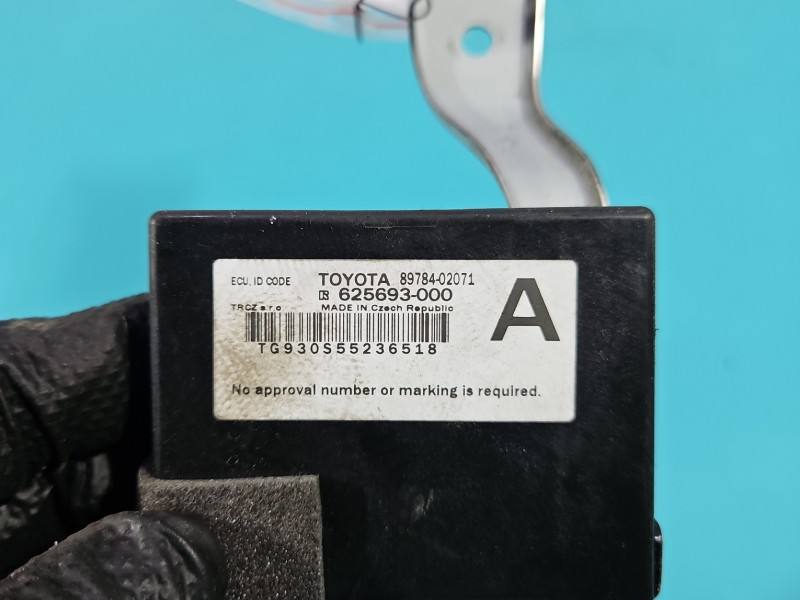 Блок керування модуль Toyota Auris 89784-02071 — фото деталі 6