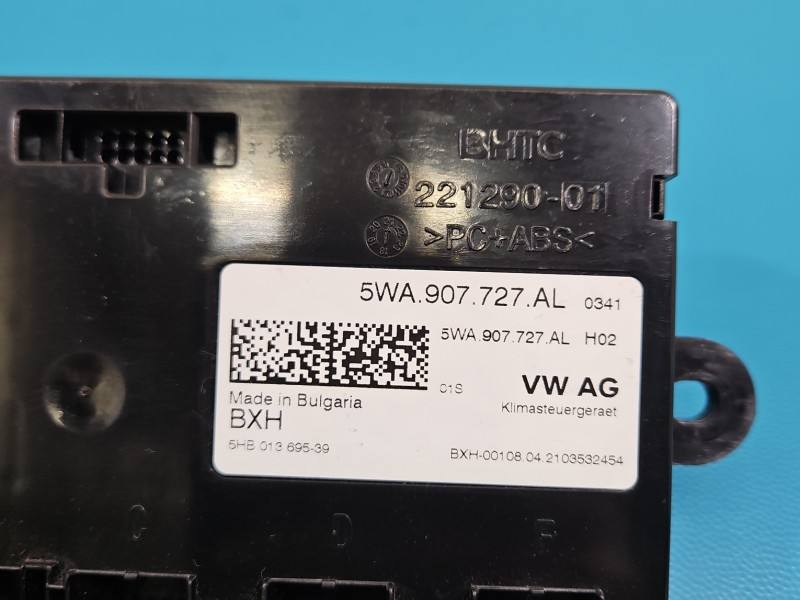 Блок керування модуль Skoda Octavia 4 5WA907727AL — фото деталі 3